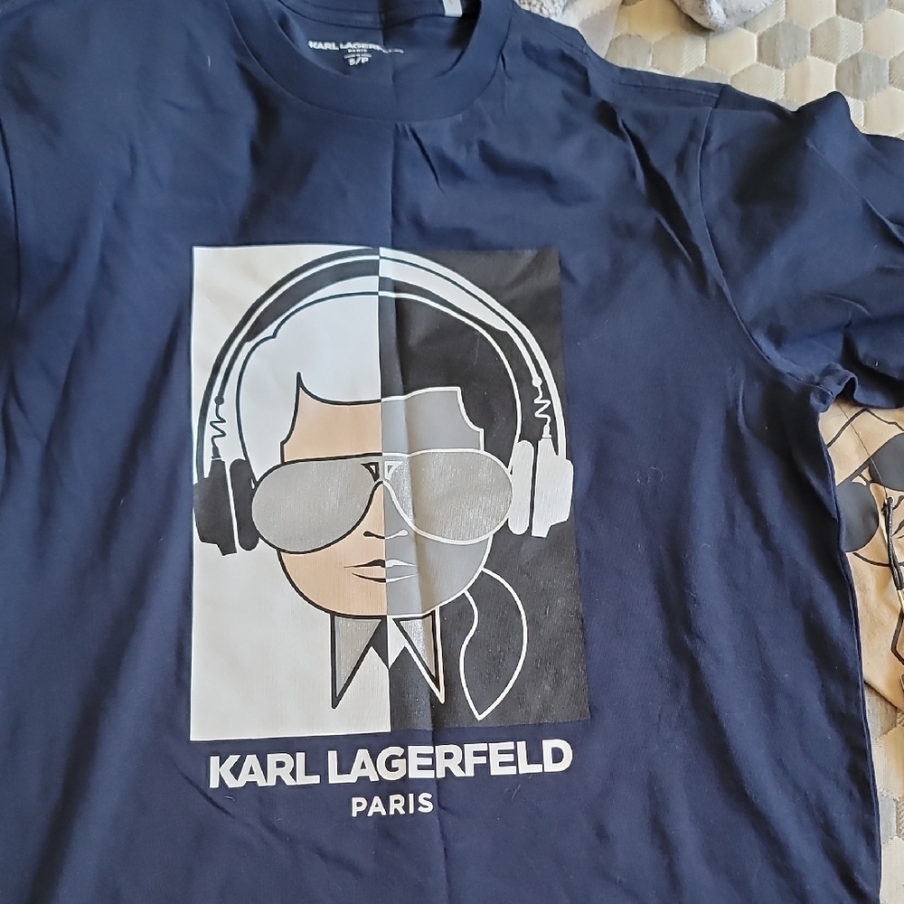 Karl Lagerfeld Navy Graphic Tee with Iconic Design